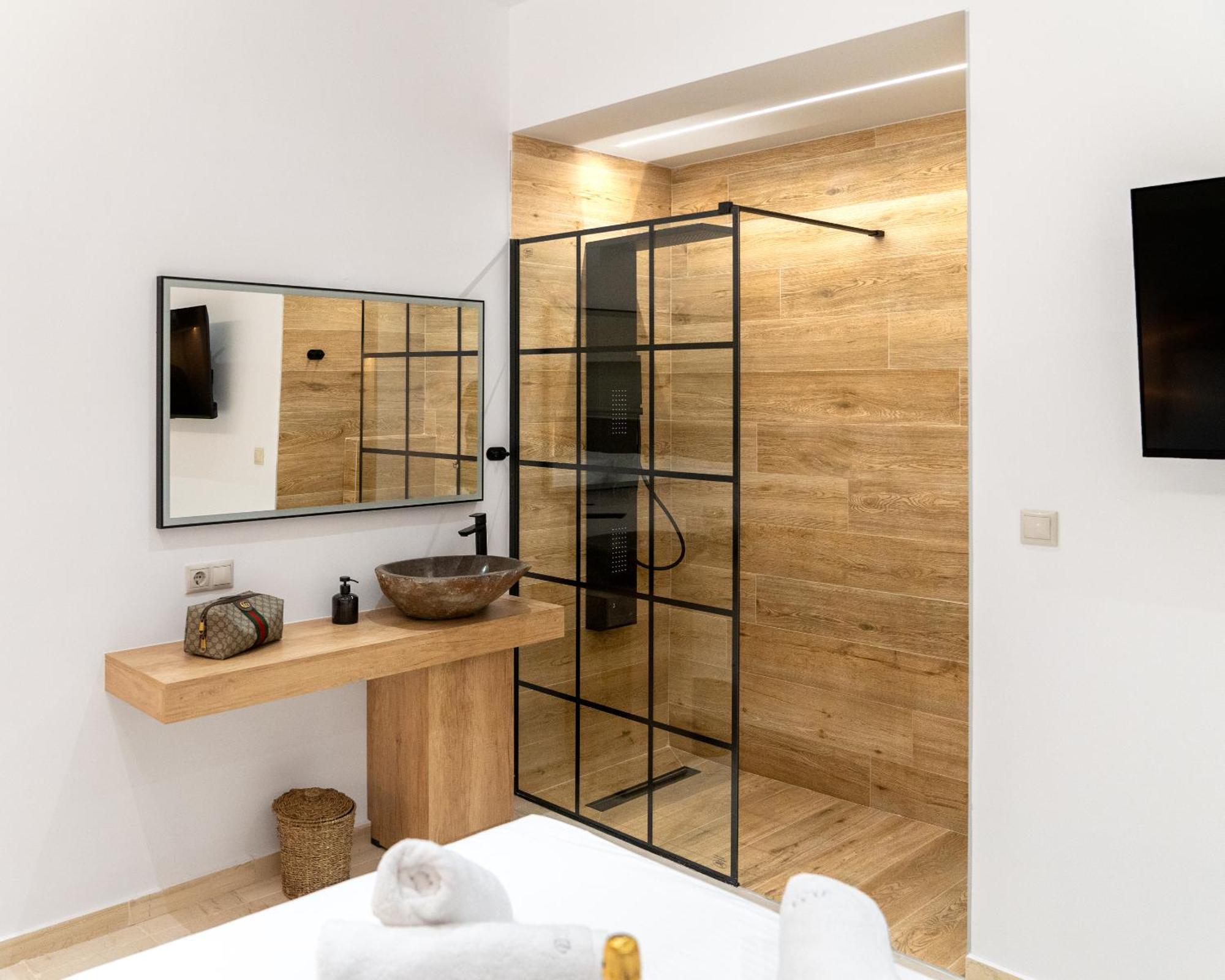 Luxury Suite In Downtown Kandiye Dış mekan fotoğraf